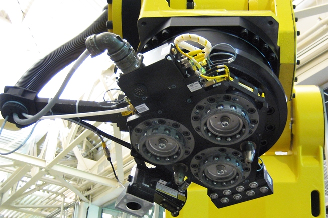 机器人秒换夹具，柔性上下料一"键"搞定